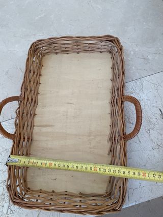 Bandeja mimbre con asas antigua