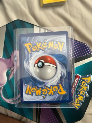 Carta Radiant Eevee - SWSH230