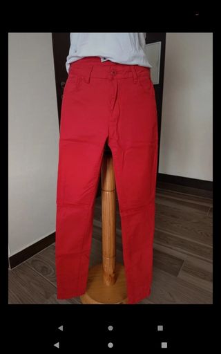 Jeans rojos tiro bajo
