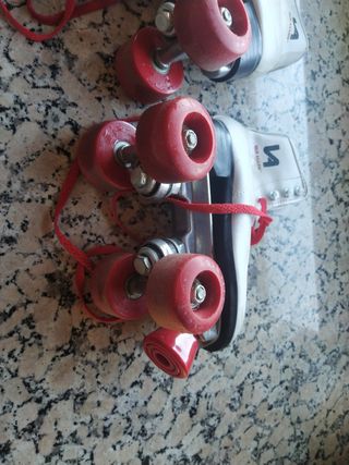 Patines 4 ruedas talla 32 marca VAN ALLEN