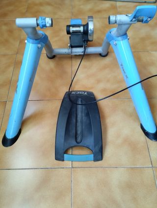 Rodillo Tacx Satori + soporte