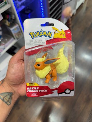 Flareon Battle Figure Pokemon