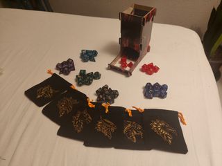 Torre dados + dados + bolsas