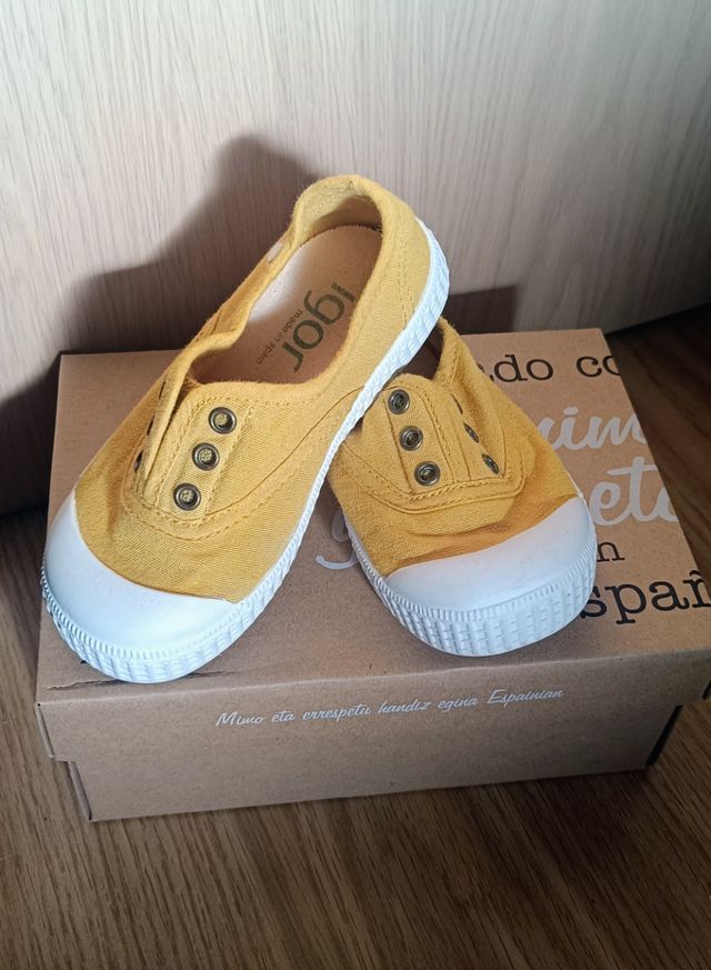 Zapatillas Igor niño talla 23