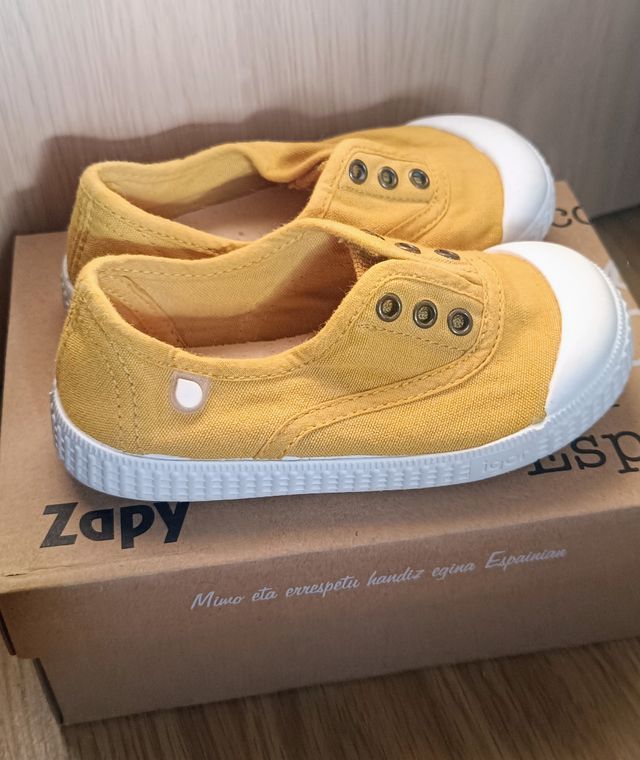 Zapatillas Igor niño talla 23