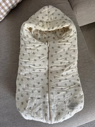 Saco oval para capazo.
Minicoton