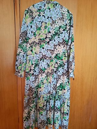 Vestido flores manga larga