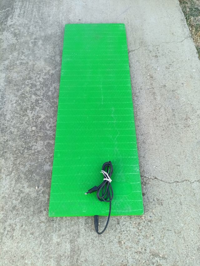 Placa calefactora ganadera sin usar