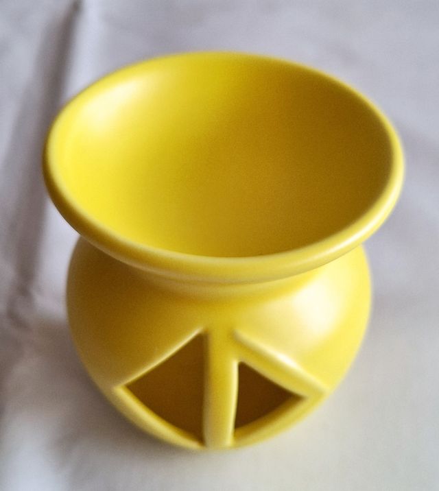 Quemador Aceites Esenciales Amarillo