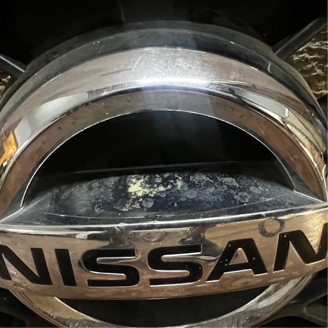 Parrilla Nissan Navara/Pathfinder