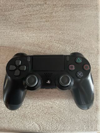 PS4 Slim (PlayStation 4) nera