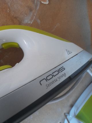 Ferro da stiro Nordis - Verde