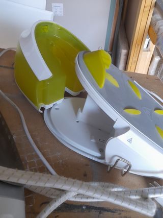 Ferro da stiro Nordis - Verde