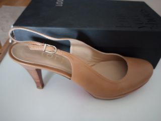 Zapato Lodi tacón beige