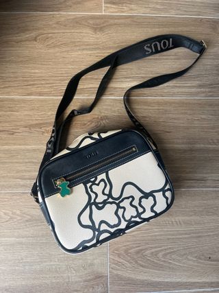 Bolso Tous bandolera beige y negro