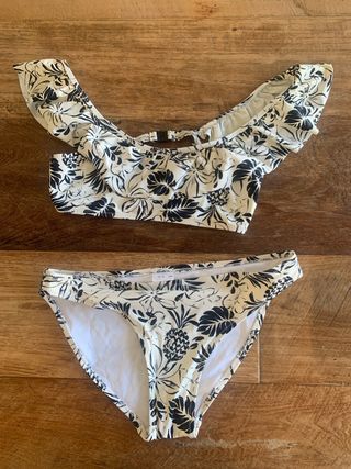 Bikini blanco y negro - Flores