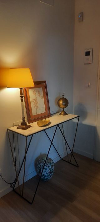 Mesa recibidor mármol-metal