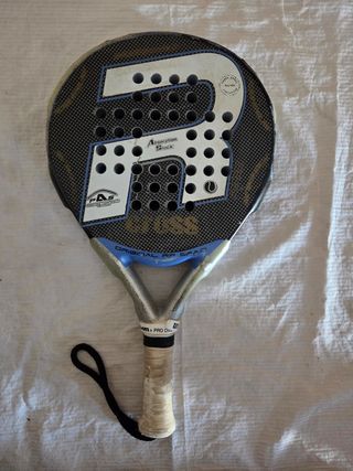 PALA PÁDEL ROYAL PADEL CROSS