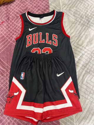 Conjunto Nike Bulls #23 - Talla M