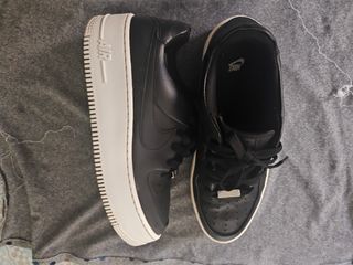 Nike Air Force 1 - zapatillas negras