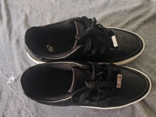 Nike Air Force 1 - zapatillas negras