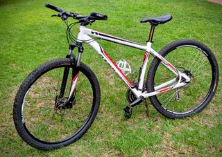 Bicicleta MTB Specialized Hardrock 29