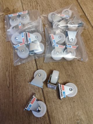 4 Ruedas Giratorias - Nuevas estrenar 
