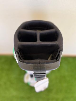 Bolsa golf TaylorMade: usada, correas modificadas