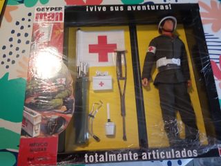 Geyperman Médico Militar Y 5 panoplias