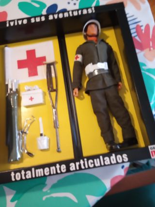 Geyperman Médico Militar Y 5 panoplias