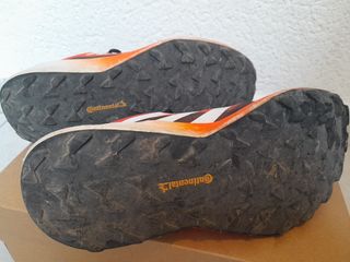 Zapatillas Adidas Terrex Agravic - rojas y naranja