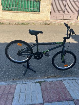 Bicicleta BMX Wipe Gris - Niño