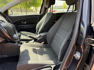 RENAULT MEGANE SPORT TOURER 1.5 DCI 