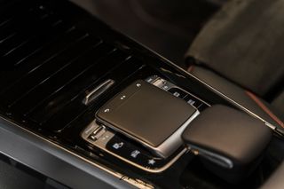 Mercedes-Benz GLB 200 AMG 2021