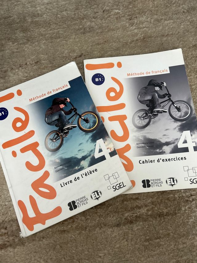Facile! Méthode de français 4 (SGEL) Cahier+ Livre