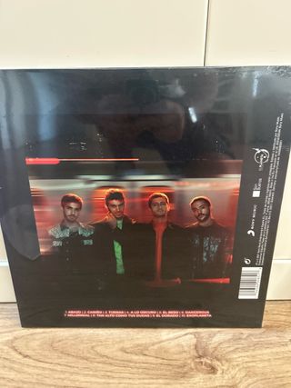 2 Vinilo ARDE BOGOTA - La Noche y Cowboys de la A3