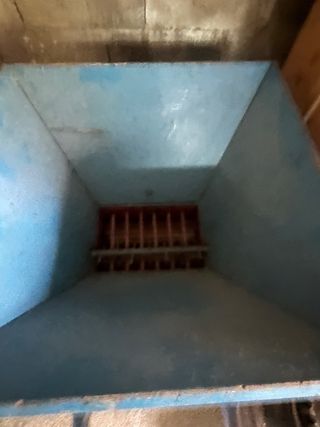 Prensa-lagar y trituradora de uvas