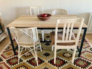 Mesa comedor + 4 sillas