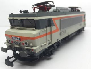 Locomotora Märklin H0 3325 Digital