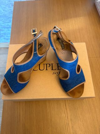 Sandalias cuña CUPLE azules