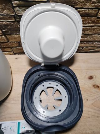 Tommee Tippee Twist Click Contenedor + 2 Recambios