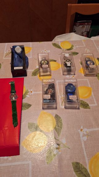 22 Orologi Swatch Multicolor