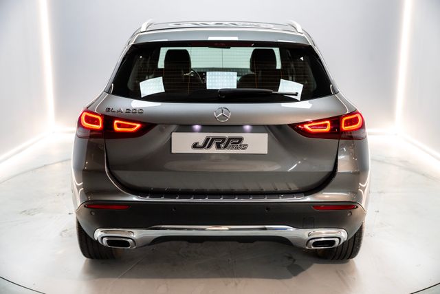 Mercedes-Benz GLA 200 163CV ÚNICO PROPIETARIO 2021