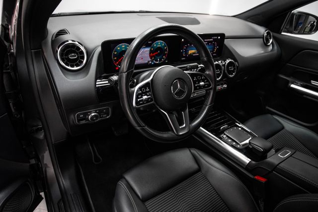 Mercedes-Benz GLA 200 163CV ÚNICO PROPIETARIO 2021