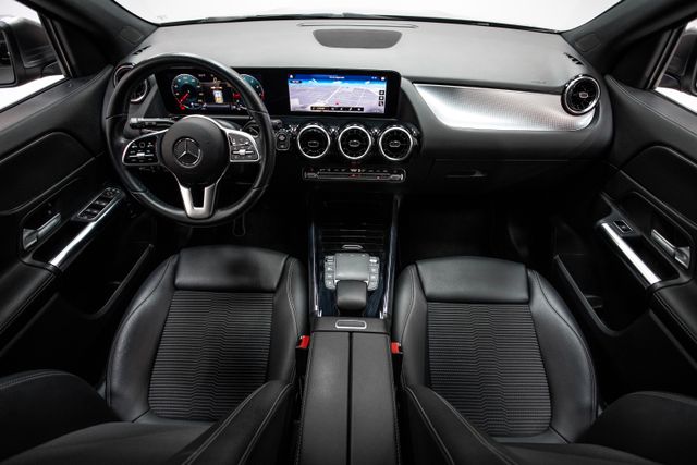 Mercedes-Benz GLA 200 163CV ÚNICO PROPIETARIO 2021