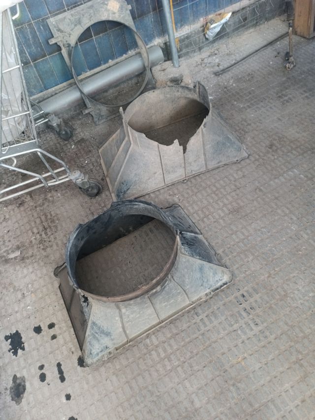 2 plásticos radiador Opel Frontera Sport