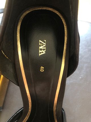 Zapatos Zara negros tacón - talla 40