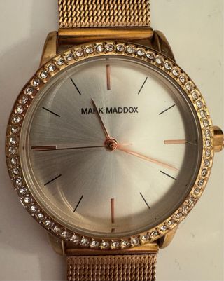 Reloj Mark Maddox color bronce