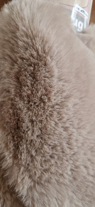 Alfombra Studio beige redonda. 