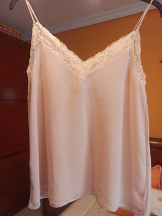 Top lencero de Zara